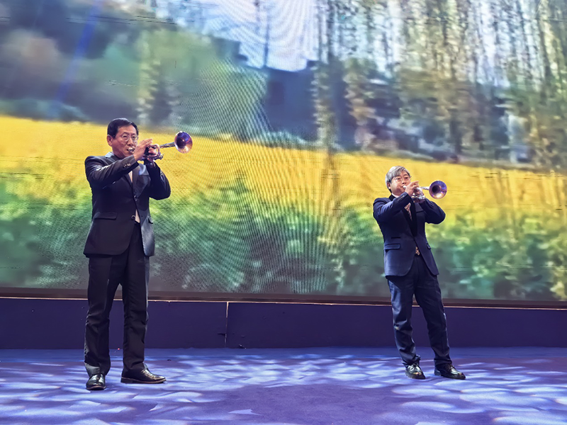 “同心同行,標新致遠”新春年會順利召開